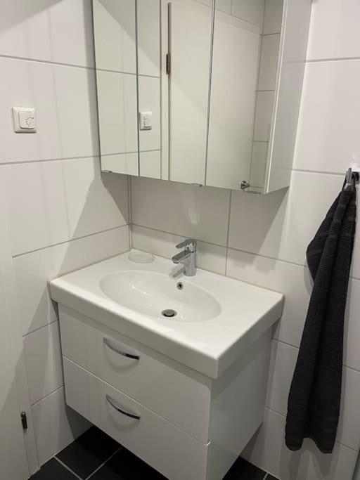 Neu Sanierte Wohnung Fuer 2-4 P اسشوغه المظهر الخارجي الصورة