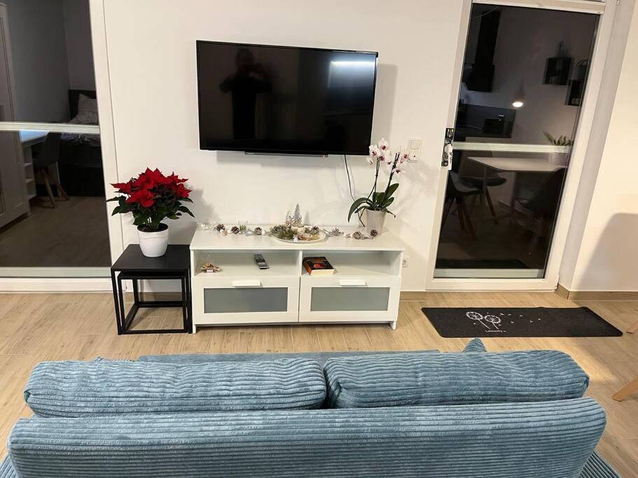 Neu Sanierte Wohnung Fuer 2-4 P اسشوغه المظهر الخارجي الصورة