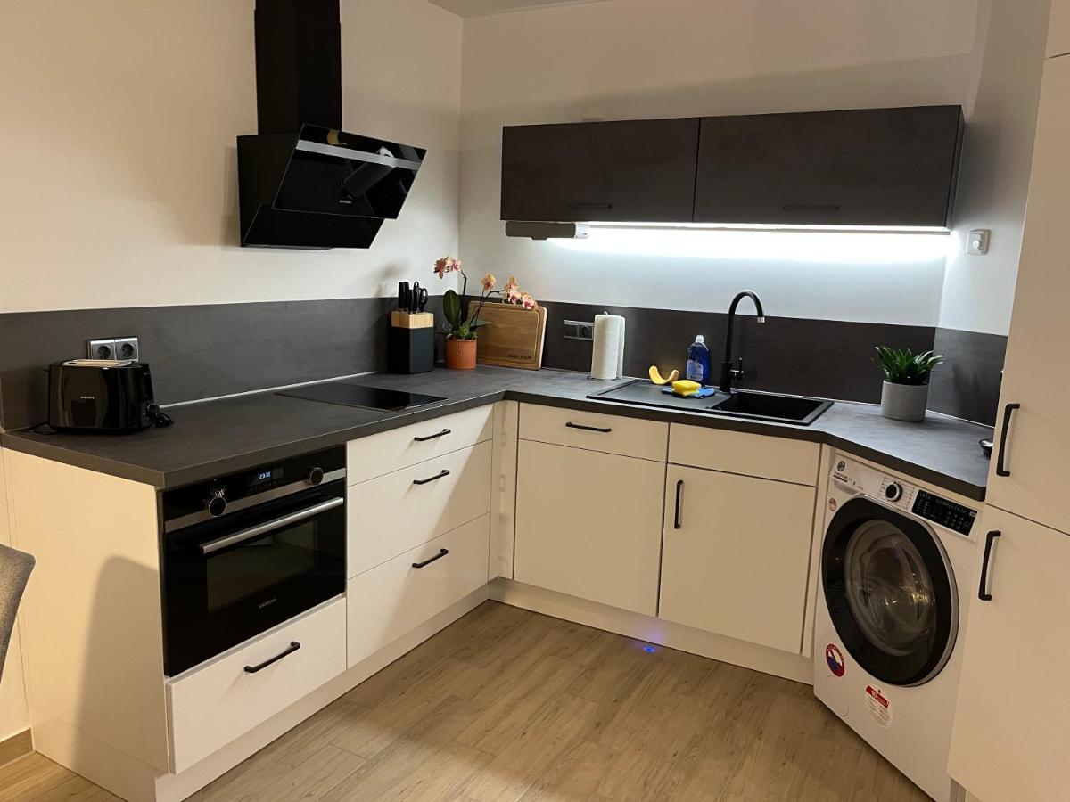 Neu Sanierte Wohnung Fuer 2-4 P اسشوغه المظهر الخارجي الصورة